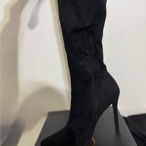 Vogue Black Heeled Boots for Women